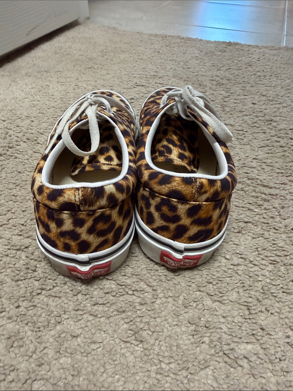 Vans Leopard Print Canvas Sneakers - Brown & Black 7.5 Womens - Picture 3 of 7